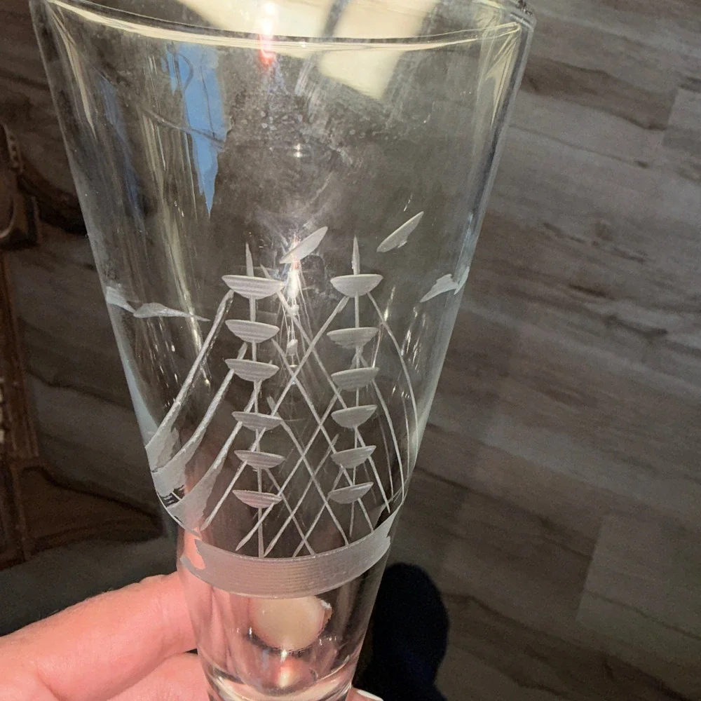 VTG Javit Clipper Ship Pilsner Glasses 7.5